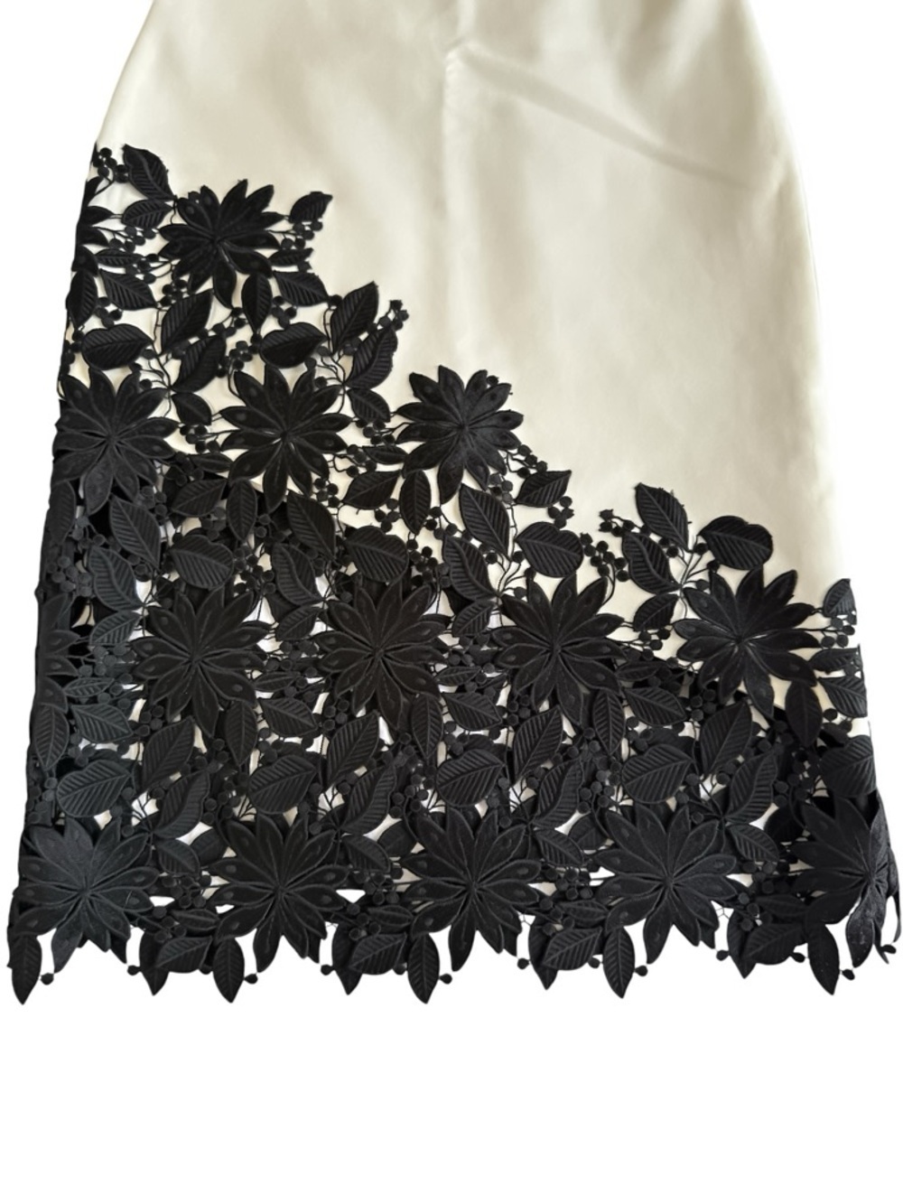 Alice + Olivia Margy Sheath Dress XS White Black Floral Lace As Seen On TV - Picture 15 of 16